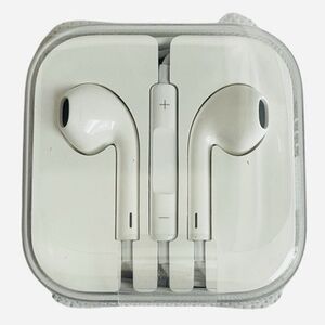 Apple EarPods with Remote and Mic Headphones Earbuds NEW SEALED Authentic